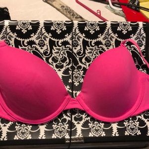 Victoria’s Secret 34c